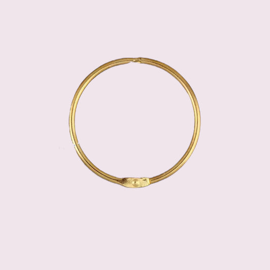 Gouden ring voor nagel waaier.
